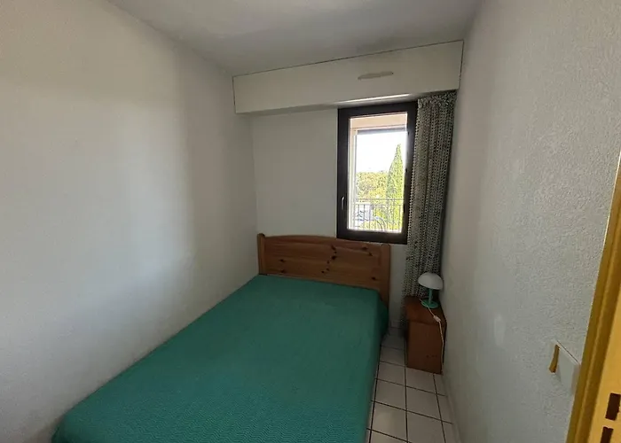 Διαμέρισμα 2 Pieces + Cabine, 6 Couchages, Proche Plage, Parking - Fr-1-388-44